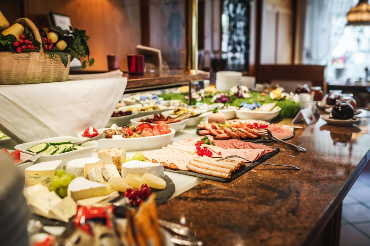 Landhotel Alte Aue Алтенау Екстериор снимка