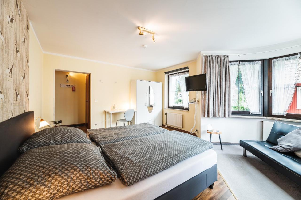 Landhotel Alte Aue Алтенау Екстериор снимка