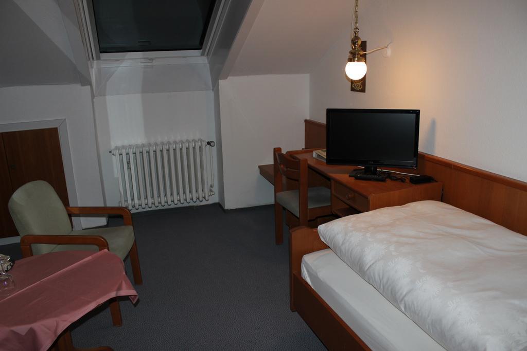 Landhotel Alte Aue Алтенау Стая снимка