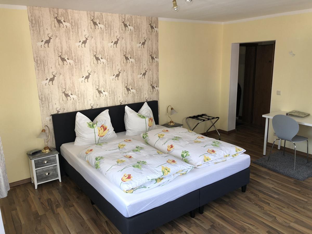 Landhotel Alte Aue Алтенау Екстериор снимка